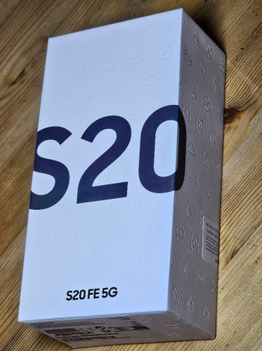 Zdjęcie oferty: Samsung Galaxy S20 FE 5G