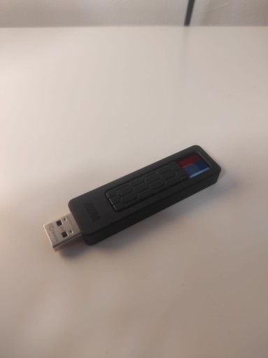 Zdjęcie oferty: Zewnętrzna pamięć USB BMW M 32GB