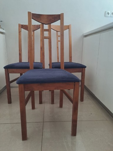 Zdjęcie oferty: Krzesła 3 sztuki