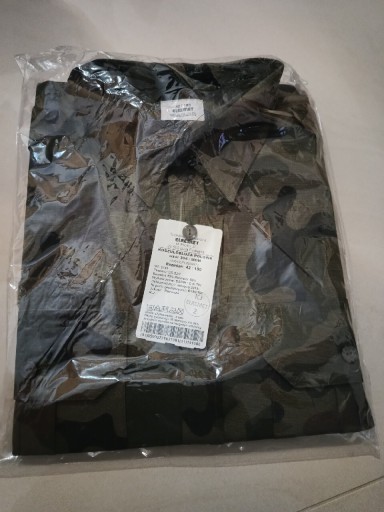 Zdjęcie oferty: Koszulobluza połowa wzór 304 MON