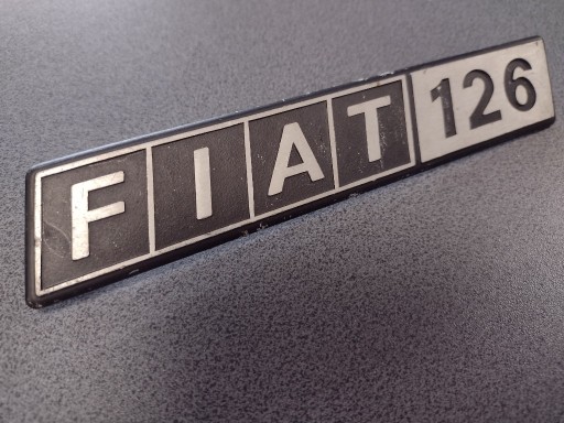 Zdjęcie oferty: Emblemat Fiat 126 znaczek maluch