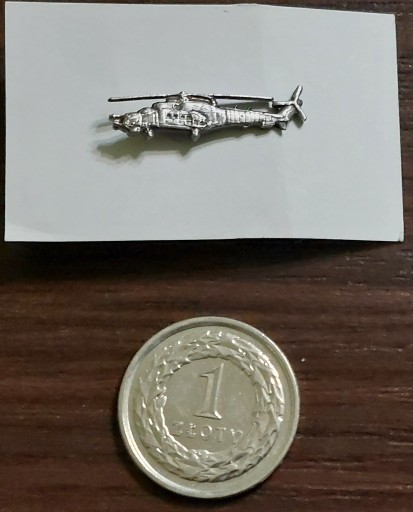 Zdjęcie oferty: Pin do butonierki śmigłowiec (hand made)