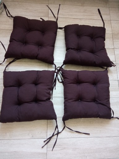 Zdjęcie oferty: Poduszki ogrodowe ze sznurkami brązowe 4szt.