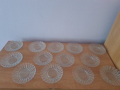 Zdjęcie oferty: Zestaw talerzyki pod szklanki stare prl 13 vintage spodeczki hsg ząbkowice