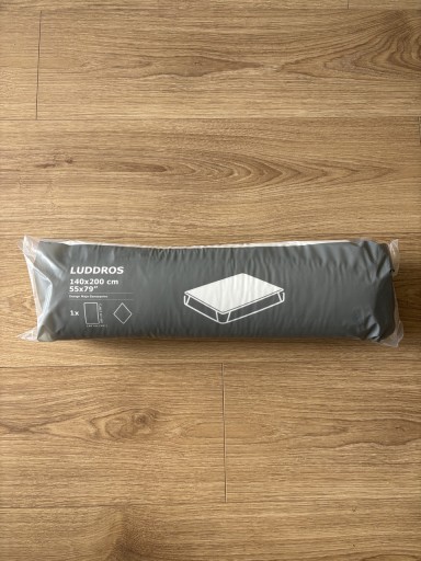 Zdjęcie oferty: IKEA LUDDROS ochraniacz na materac 140x200 cm