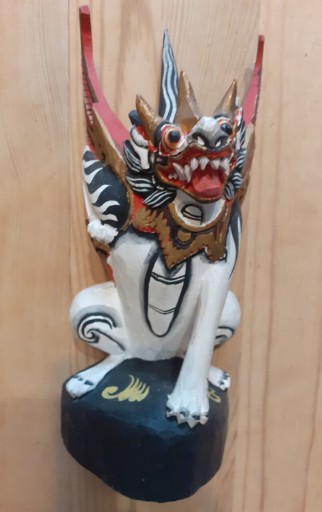 Zdjęcie oferty: Drewniana Rzeźba Bożka z Bali