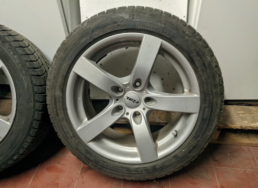 Zdjęcie oferty: Koła BMW F30 225 50 17 komplet zimowe Michelin 