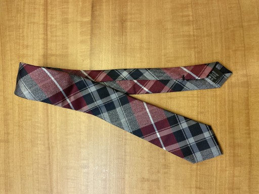 Zdjęcie oferty: Jedwabny krawat w kratę Vistula