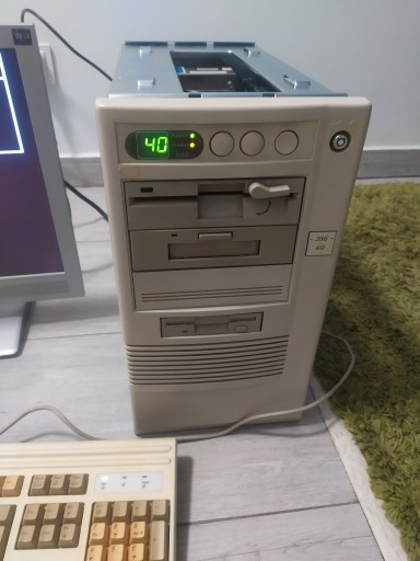 Zdjęcie oferty: Unikat retro Pc 386-dx 40 okaz jedyny taki sprzęt 