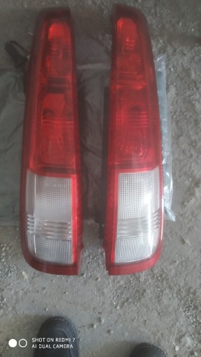 Zdjęcie oferty: Lampa tylna Nissan X-Trail T30 prawa lewa B46L