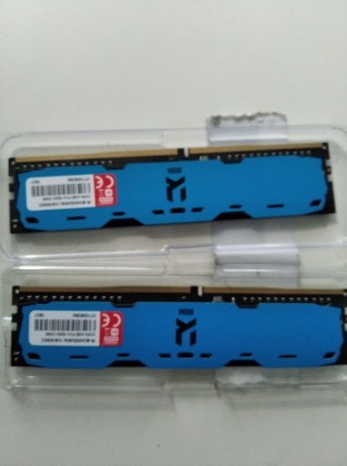 Zdjęcie oferty: Pamięć GoodRam IRDM, DDR4, 8 GB, 2400MHz, CL15