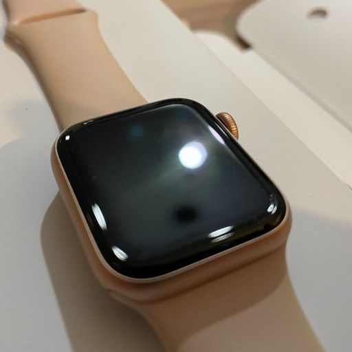 Zdjęcie oferty: Apple Watch Series 5 40mm