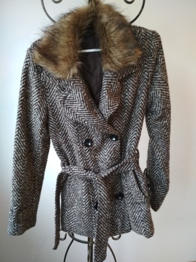Zdjęcie oferty: Płaszcz krótki, zimowy, jesienny, futro 38, M