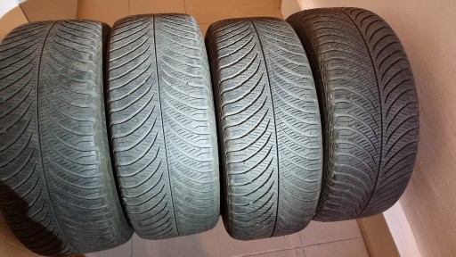 Zdjęcie oferty: 4 Opony Goodyear Vector 4 Seasons - 5-235/55/17