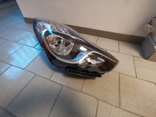 Zdjęcie oferty: REFLEKTOR LAMPA PRAWA PRZÓD HYUNDAI ix20 10- CAŁA