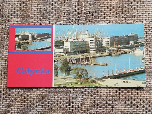 Zdjęcie oferty: PRL pocztówki z perforacją GDYNIA 1979 rok