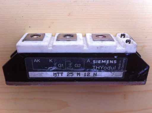 Zdjęcie oferty: Moduł tyrystorowy MTT 25 M 12 N SIEMENS