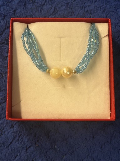 Zdjęcie oferty: Naszyjnik dwie perły z pięciu łańcuszków