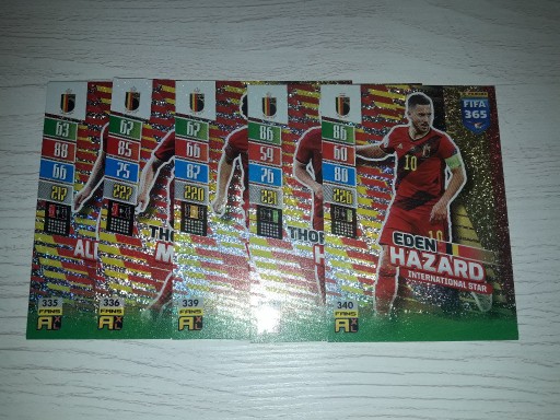 Zdjęcie oferty: Karty International Star FIFA 365 2022 Panini