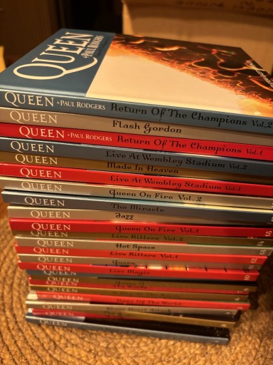 Zdjęcie oferty: Kolekcja QUEEN 24 CD Biblioteka Gazety Wyborczej 