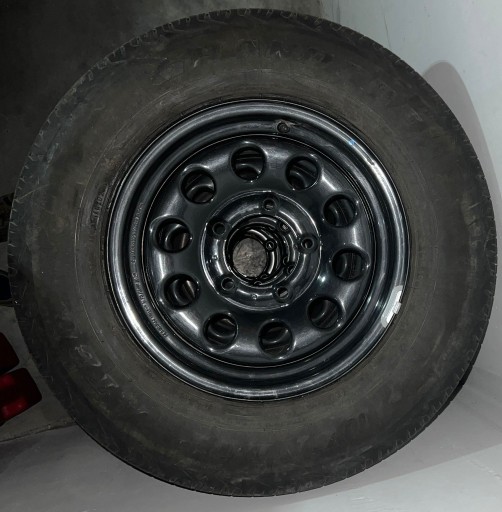 Zdjęcie oferty: Komplet kół Suzuki Jimny gen. IV JB74 rocznik 2023 bardzo dobry stan!