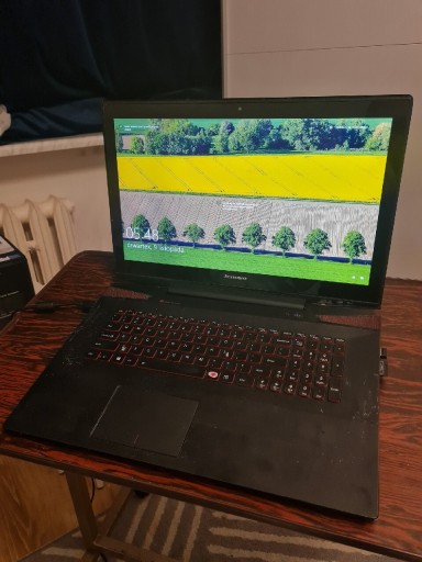 Zdjęcie oferty: Laptop Lenovo y70 17 touch 8 ram i7 intel