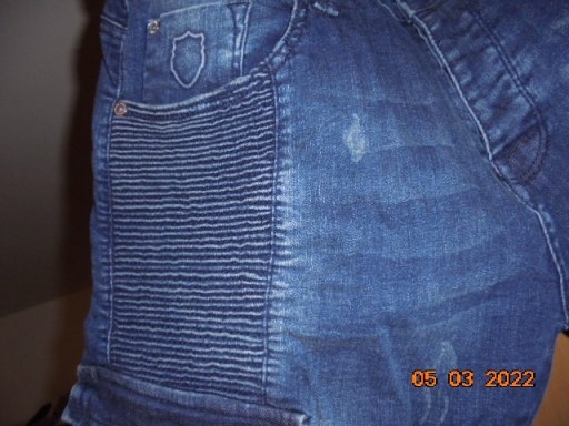 Zdjęcie oferty: jeans -krótkie męskie spodnie- Wlk.Bryt