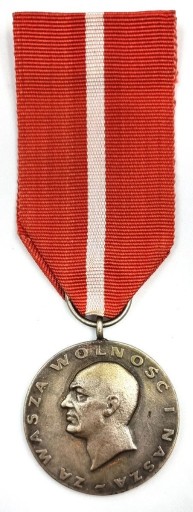 Zdjęcie oferty: Medal Za Waszą Wolność i Naszą 