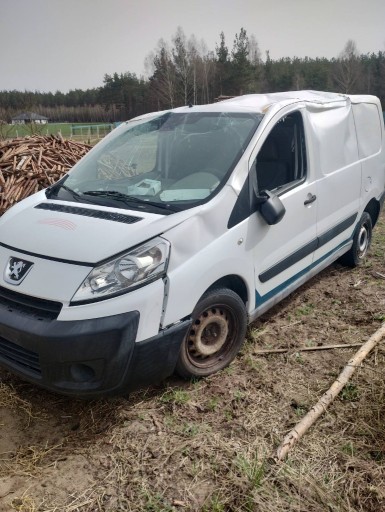 Zdjęcie oferty: Samochód na sprzedaż na części albo w całości 