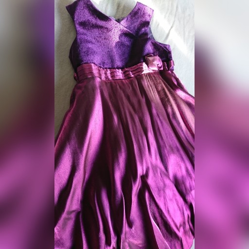 Zdjęcie oferty: BHS śliczna błyszcząca sukienka wigilia święta r98