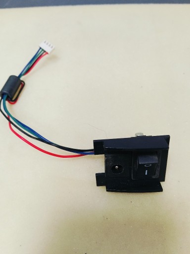 Zdjęcie oferty: Gniazdo zasilania z włącznikiem do iLIFE V5s Pro