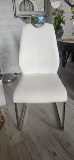 Zdjęcie oferty: 4 Krzesła ze skóry ekologicznej