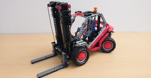 Zdjęcie oferty: Lego technic  8416 Wozek widlowy