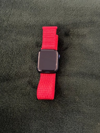 Zdjęcie oferty: Apple Watch 6 GPS 40mm