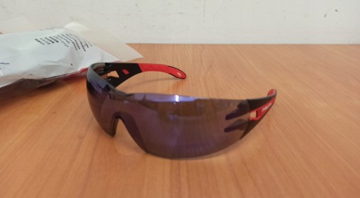 Zdjęcie oferty: Hilti Okulary ochronne przyciemniane