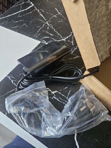 Zdjęcie oferty: ADAPTER 65W Z PRZEJSCIEM TYPU C