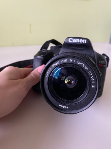Zdjęcie oferty: Aparat Canon EOS Rebel T6 (1300d) 