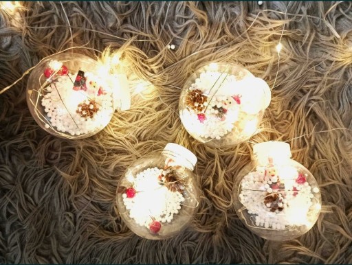 Zdjęcie oferty: Świąteczna kurtyna świetlna kulki Święty Mikołaj