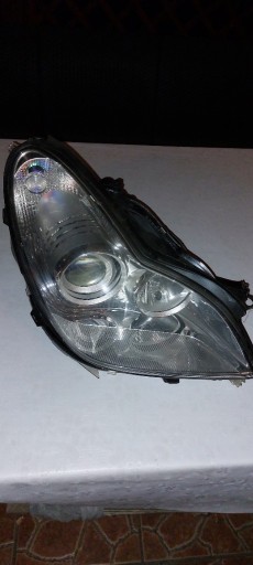 Zdjęcie oferty: Hella 1ES 008 821-321 Reflektor Lampa Mercedes