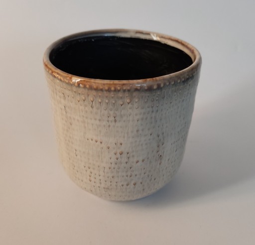 Zdjęcie oferty: Ceramiczna osłonka na doniczkę - kremowa
