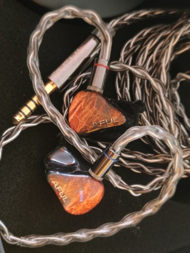 Zdjęcie oferty: AFUL Acoustics Performer 5 hybrydowe słuchawki IEMs AFUL Performer 5