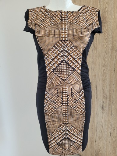 Zdjęcie oferty: Sukienka czarna elastyczna  coleen x Roz.38/40