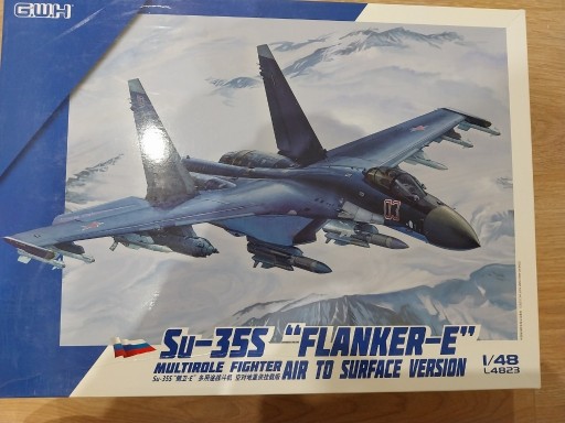 Zdjęcie oferty: Su-35S Flanker E - Great Wall Hobby