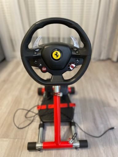 Zdjęcie oferty: Kierownica THRUSTMASTER T80Ferrari488(PS4)