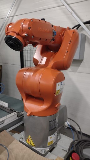 Robot KUKA Agilus KR6 R7002 jak Stawiguda Ogłoszenie na