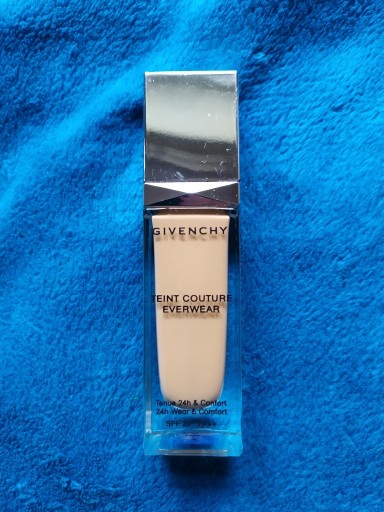 Zdjęcie oferty:  Teint Couture Everwear 24h Wear & Comfort SPF 20 