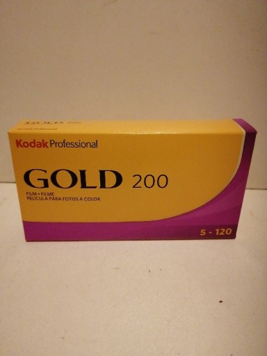 Zdjęcie oferty: Kodak Gold 200/120 / sredni format / 1  x rolka