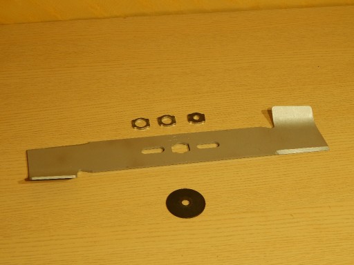Zdjęcie oferty: Nowy nóż do kosiarki 42 cm