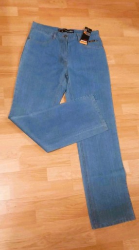 Zdjęcie oferty: Spodnie jeansy męskie ,,Liyou Jeansco'' -  L