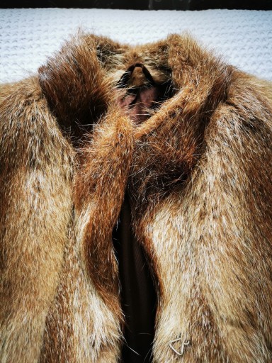 Zdjęcie oferty: Płaszcz z Futra nutrii, kożuch naturalny L, XL